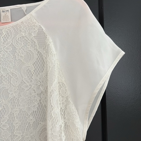 Chico’s White High/Low, Lace/Lined Cap Sleeve Blouse. Size 2=12/14 - Picture 4 of 12